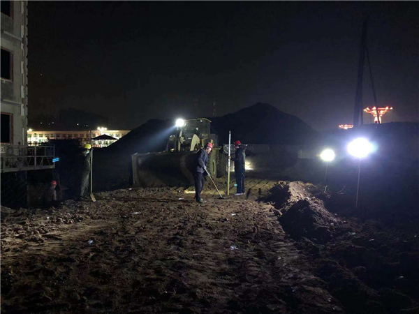 1596162841134030.jpg 施工現(xiàn)場(chǎng)2+解飛(四季花城項(xiàng)目部).jpg