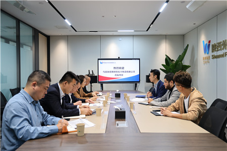 1697012880844146.jpg 陜外集團(tuán)貿(mào)易公司與烏茲別克斯坦巴拉卡物流有限公司一行座談交流_副本.jpg